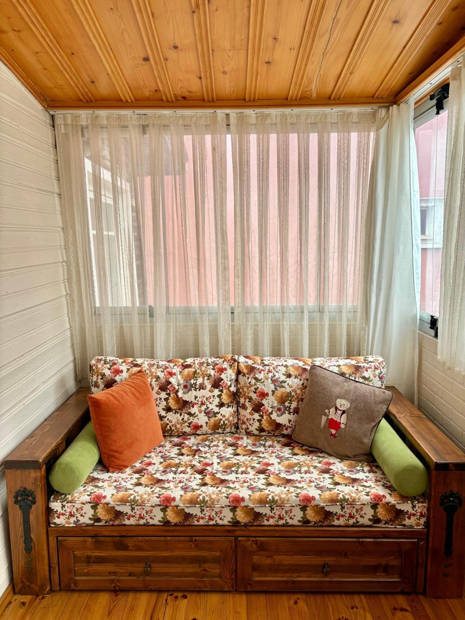 Charming Anatolian House In Cengelkoey Istanbul