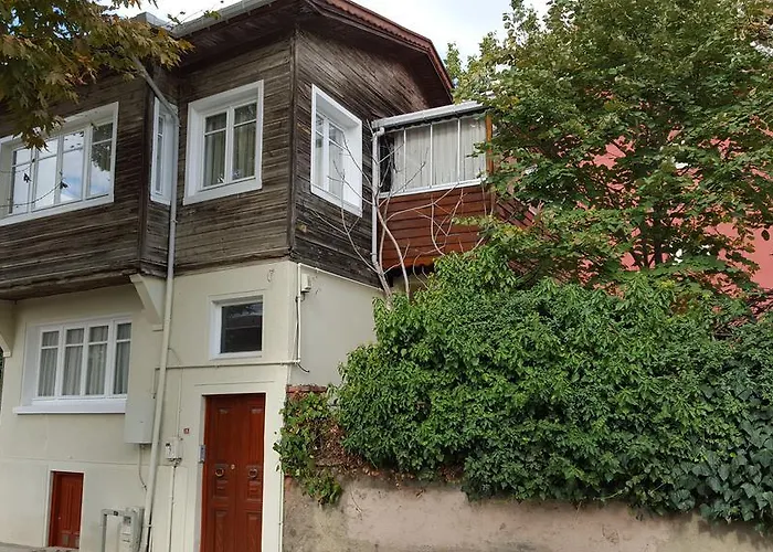 Charming Anatolian House In Cengelkoey